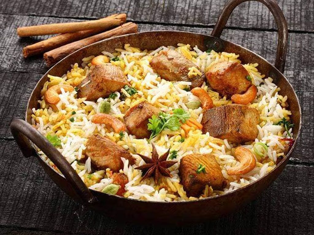 Family Pack Bullet Chicken Biryani.