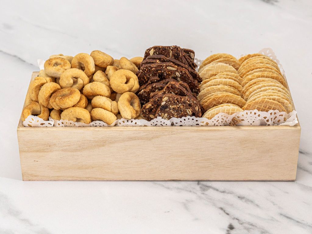 Small Cracker Tray.