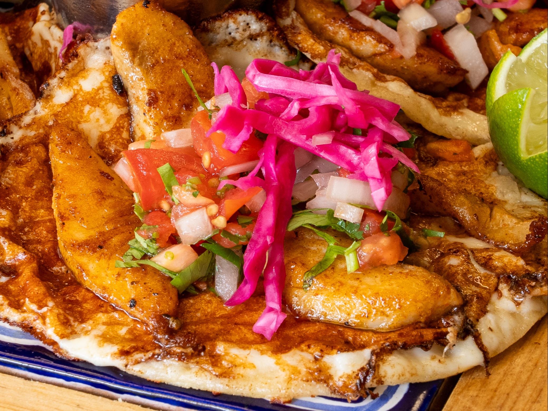 Fish Tacos al Queso.