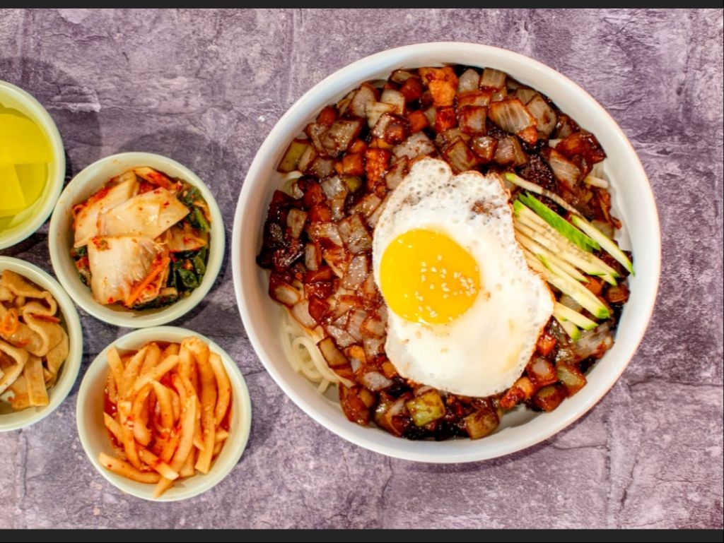 JJAJANGMYEON.