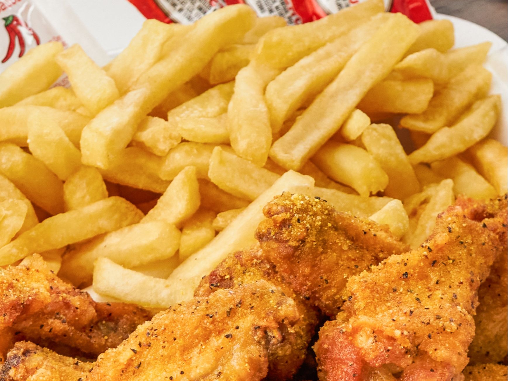 20 Pc Wings And Fries.