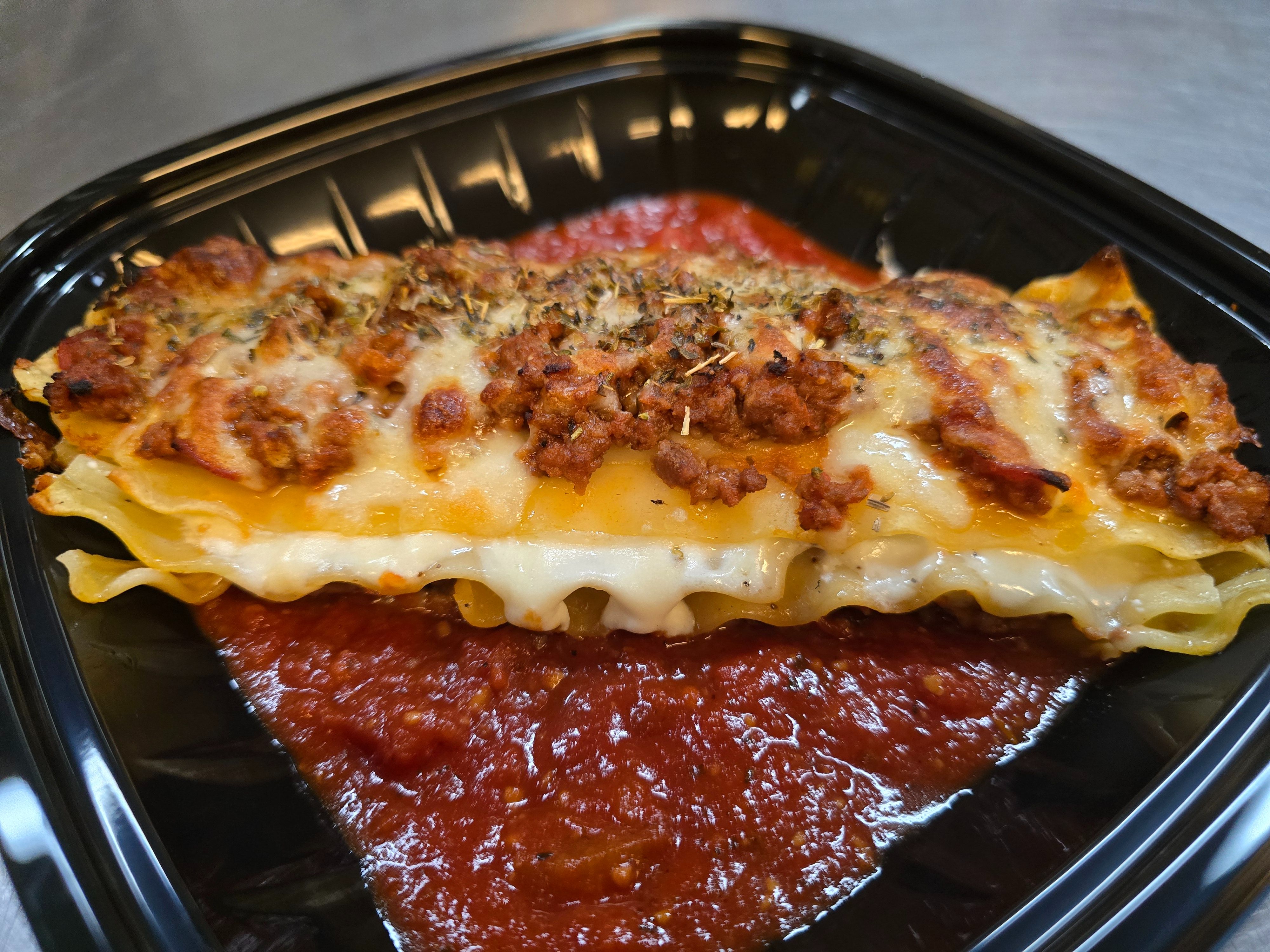 Lasagna with Ricotta Dinner Single.