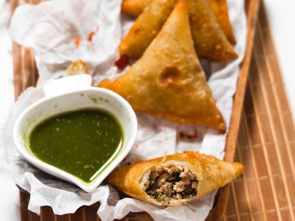 Chicken Samosa (NF, DF).