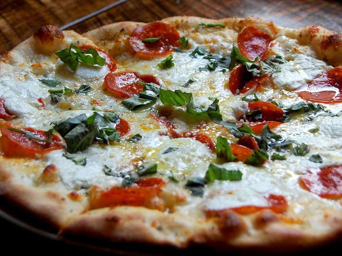 Pepperoni Ricotta Basil Persinal 12 Inch.