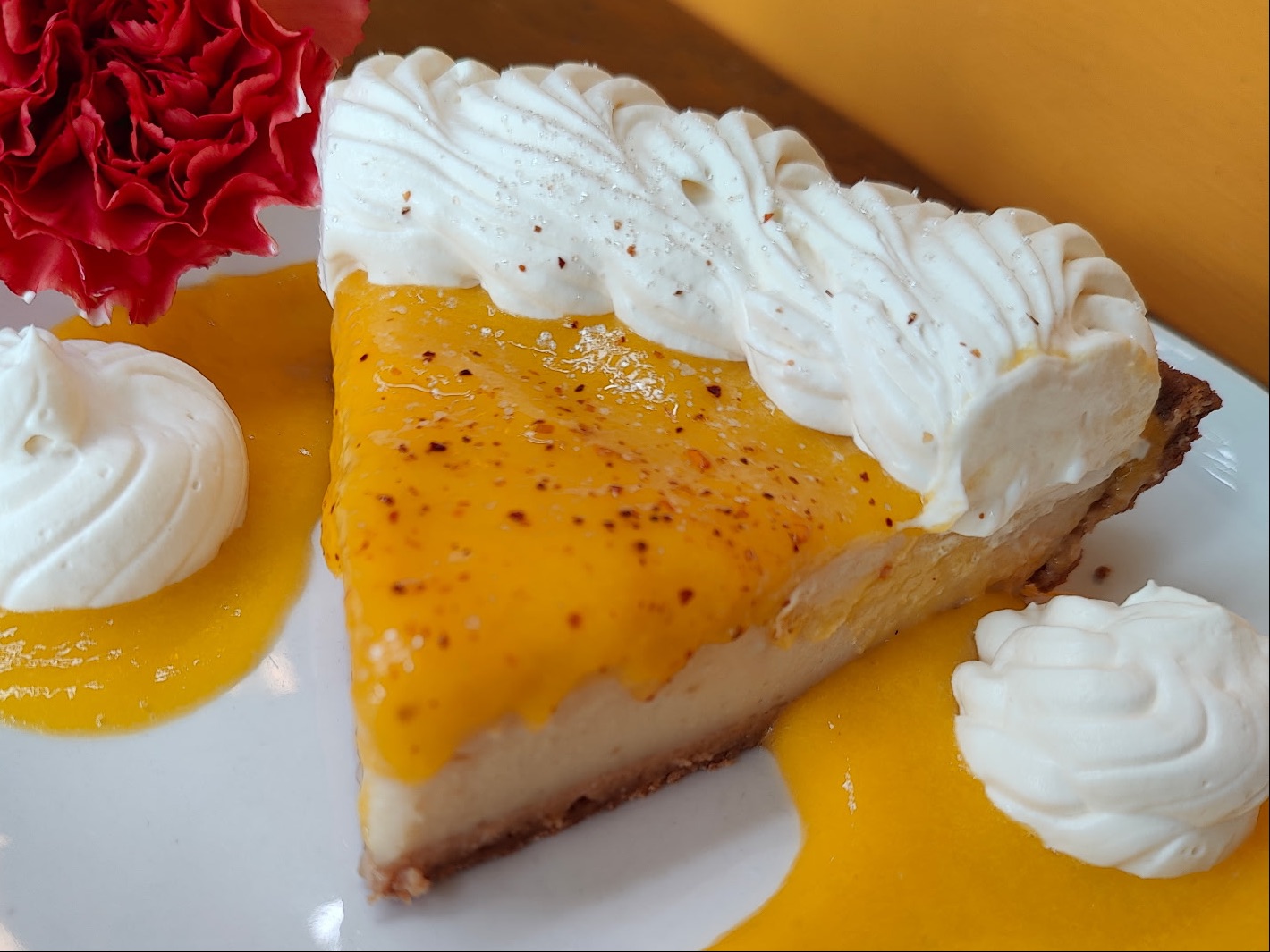 Vegan Mango Cheesecake (V).