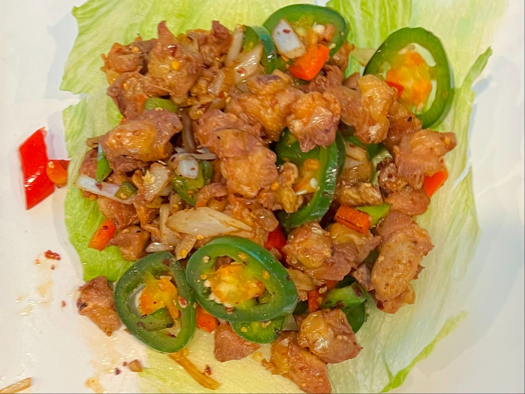 E8. Spicy chicken knee-bone.