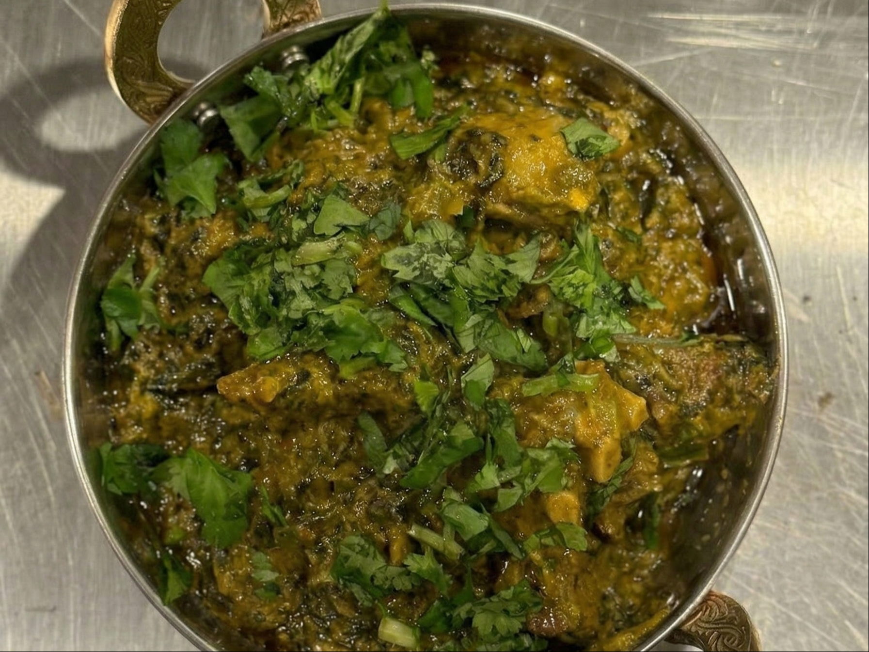 Palak Goat (Bone in).