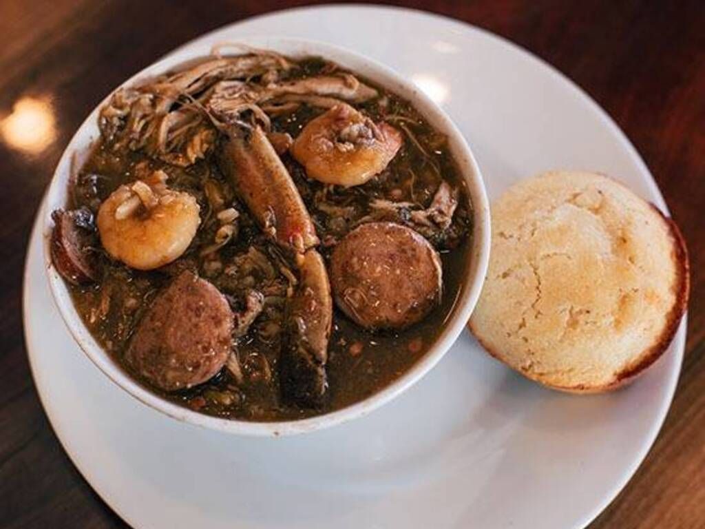 Turkey Seafood Gumbo W/Muffin