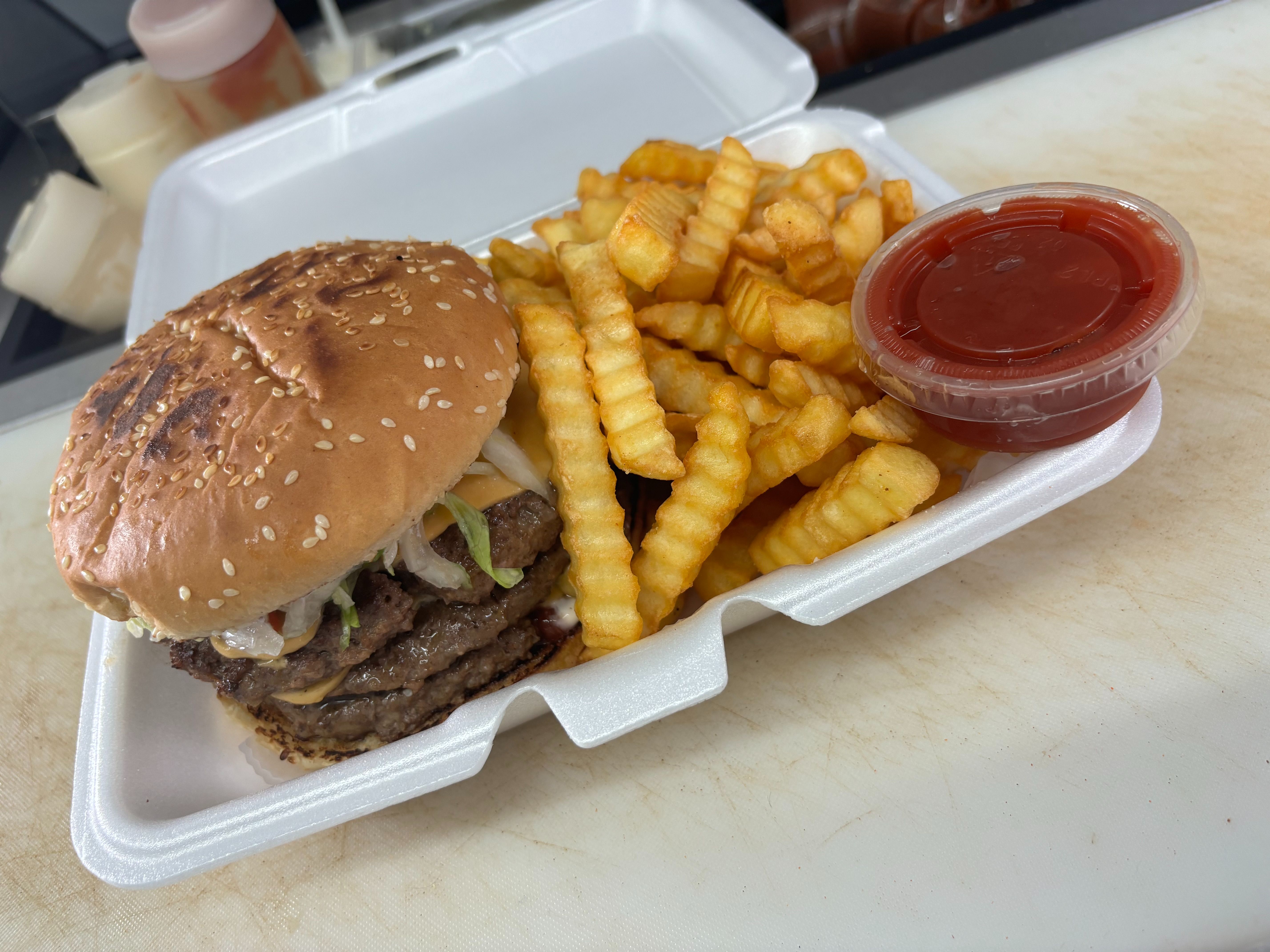 Cheeseburger Triple With Fries
