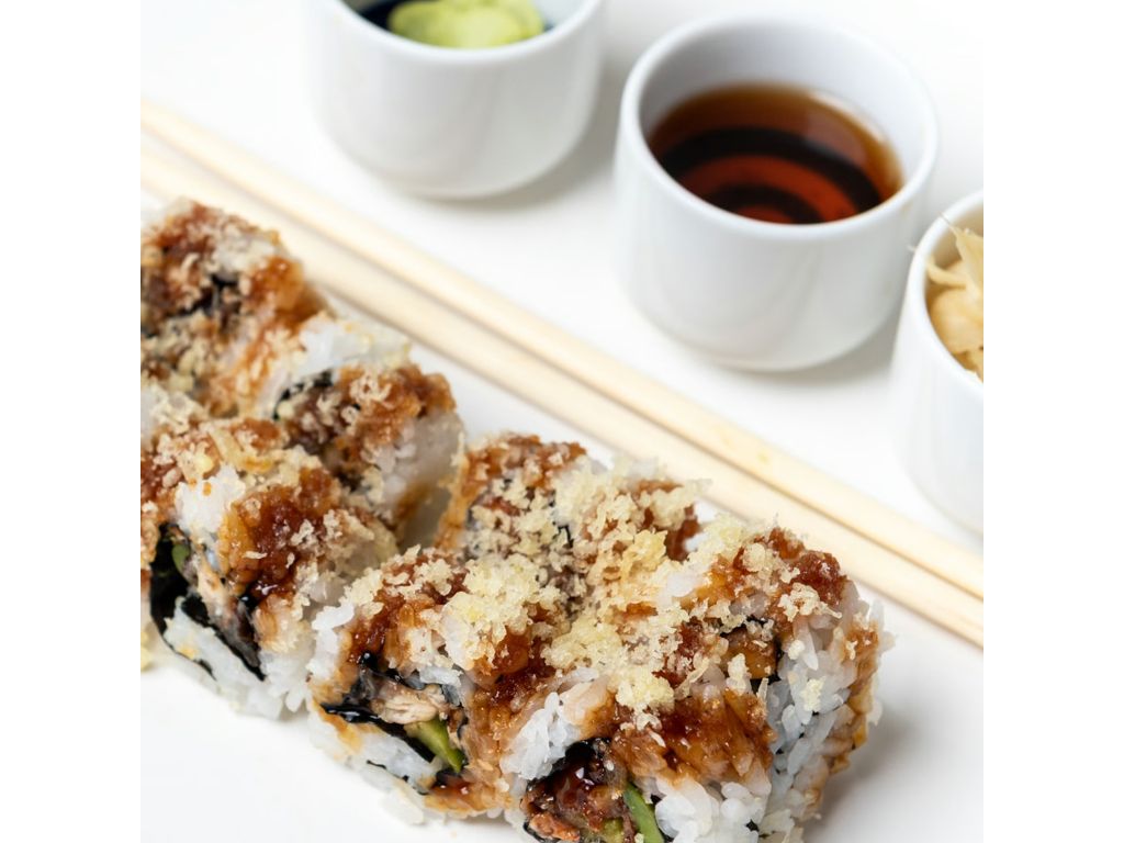 Spicy Hamachi Roll (Spicy Yellowtail Roll).