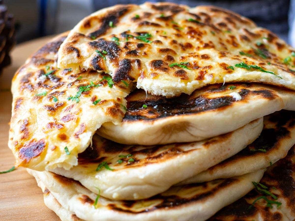 Cheese Garlic Naan