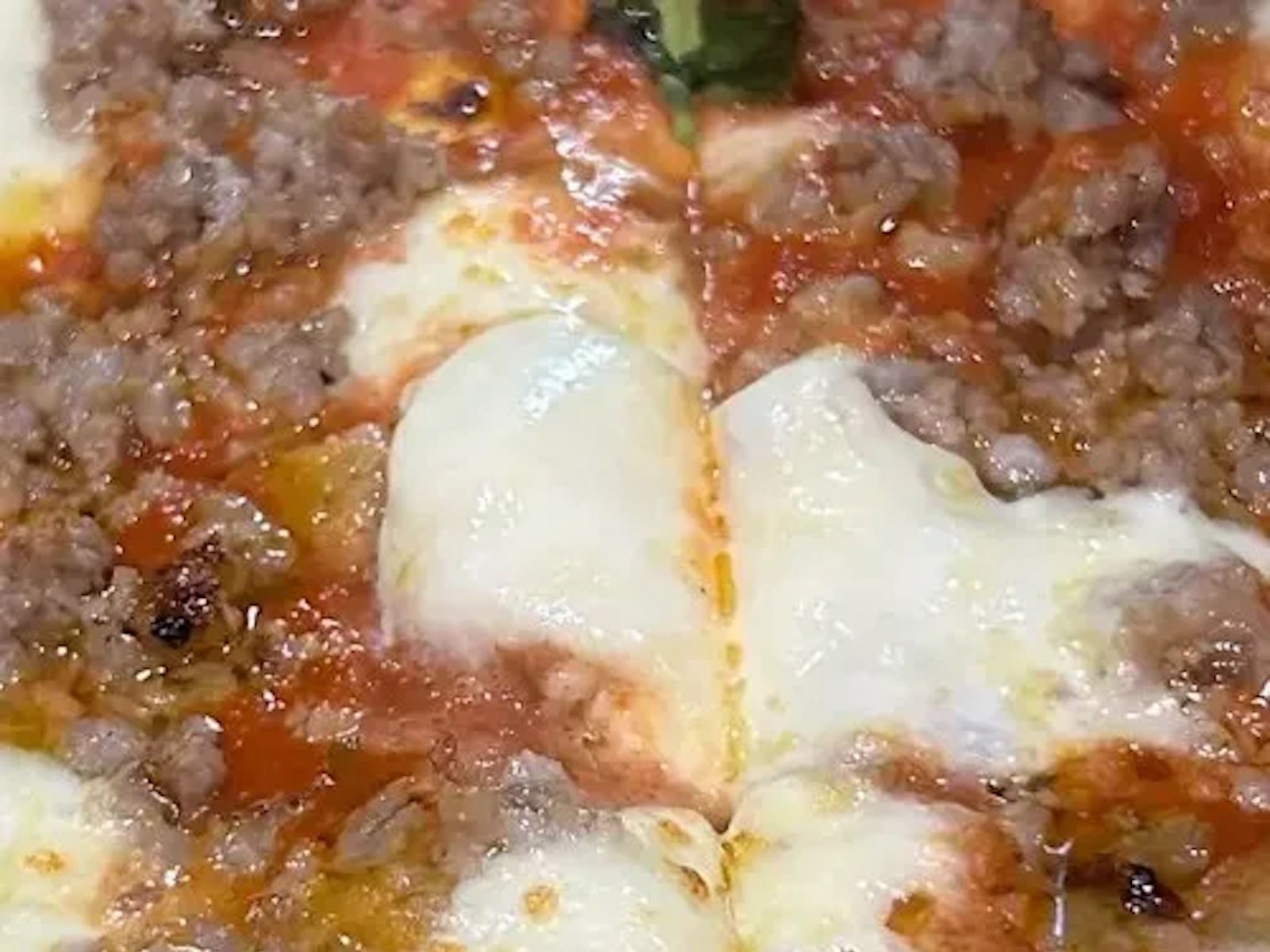 Salsiccia Pizza 12" (4 Slices).