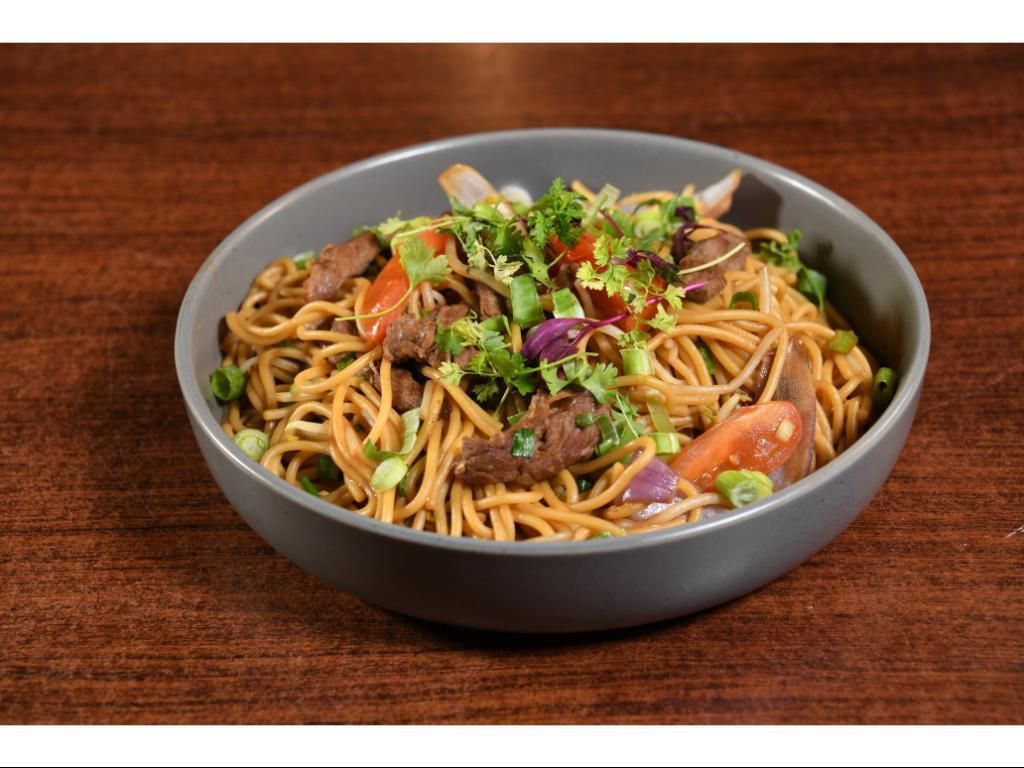 Tallarin Saltado.