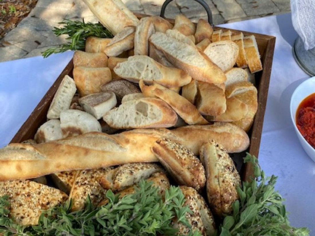 Bread platter 10 ppl and up $5 per person.