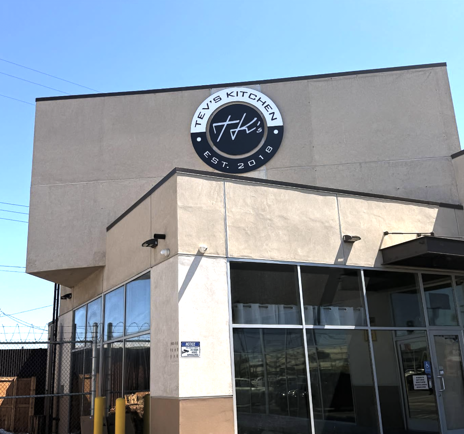 TEV'S KITCHEN GARDENA - About Us