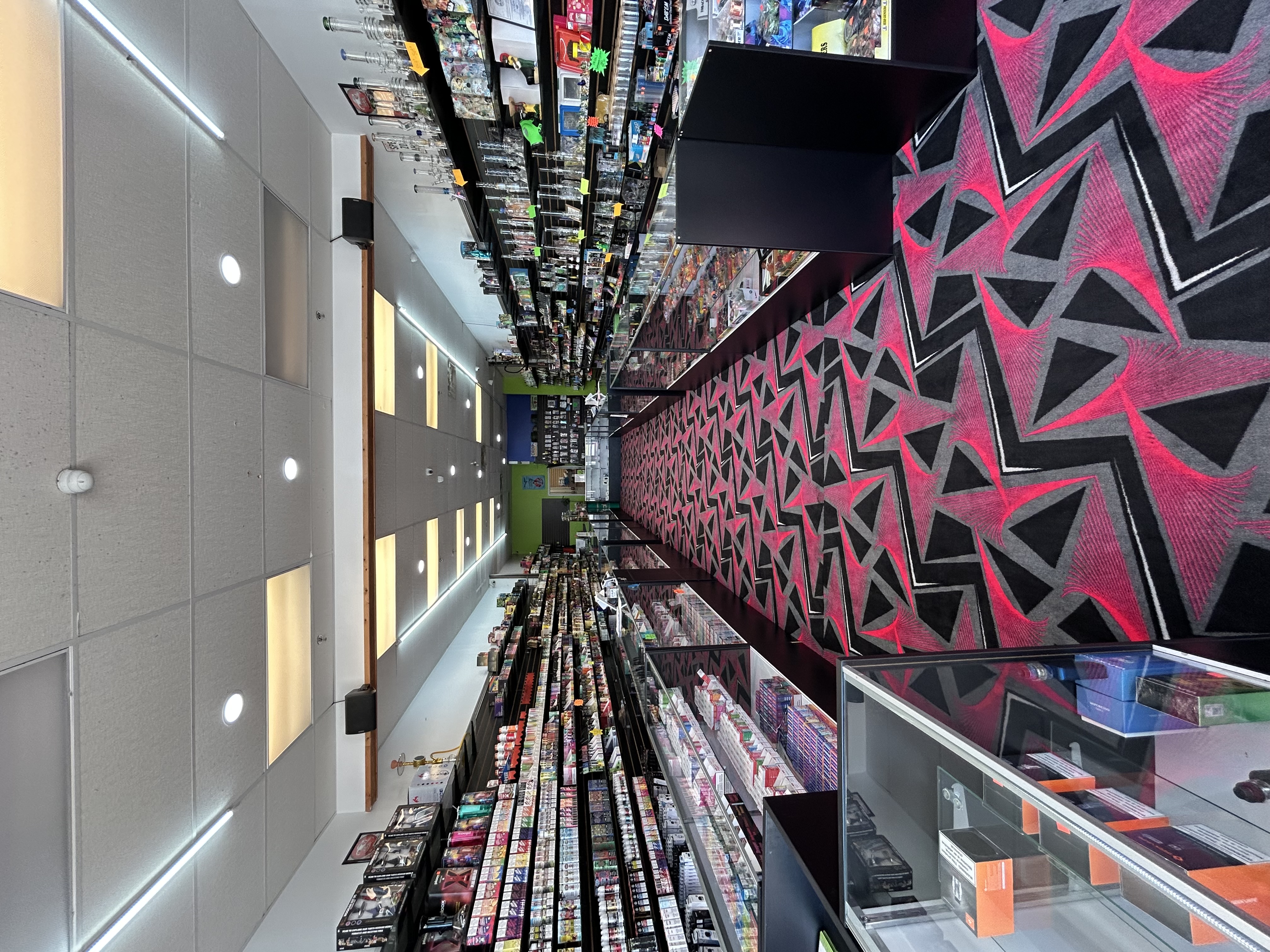 TOTALLY LITT VAPE & WIRE - About Us