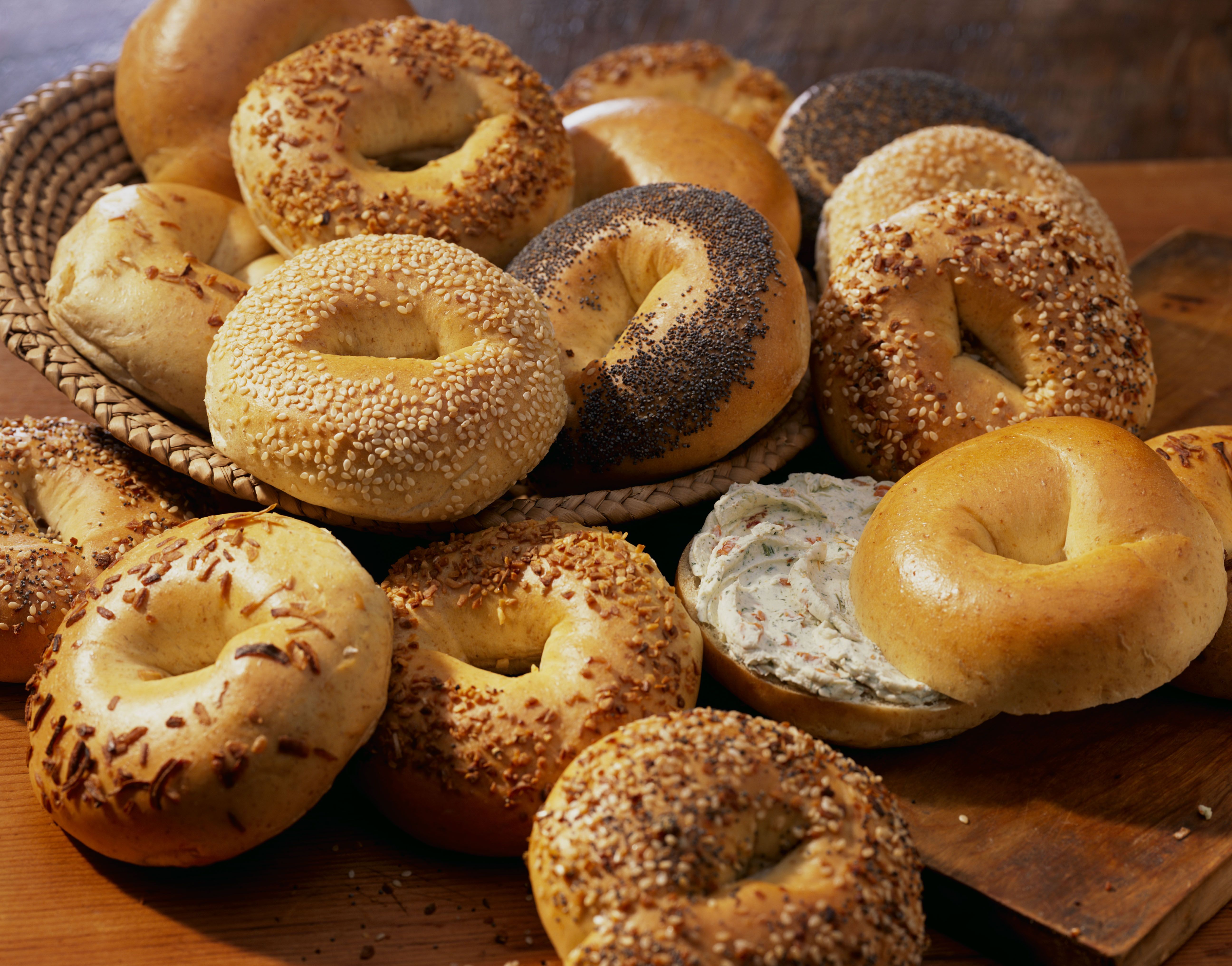 MR BAGEL MEISTER LELAND - About Us