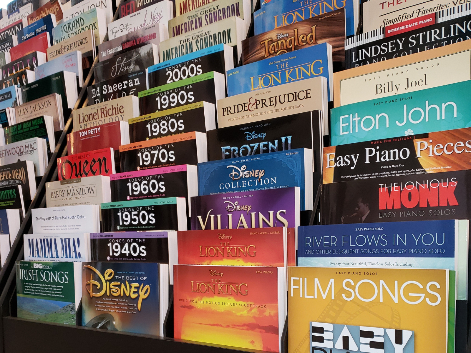 SHINING LIGHT MUSIC - About Us