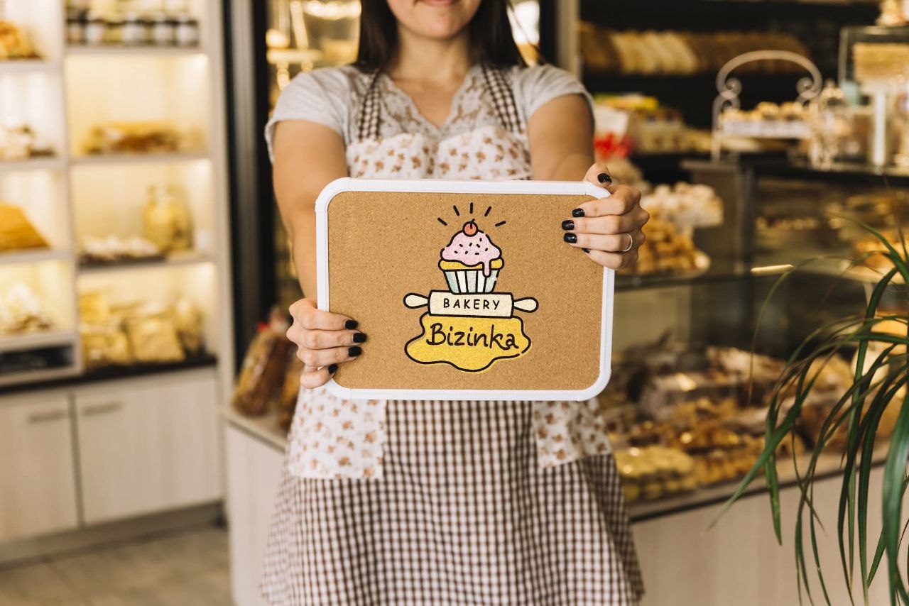 Welcome to Bizinka Bakery! European treats, sandwiches, drinks, low-sugar & gluten-free options.