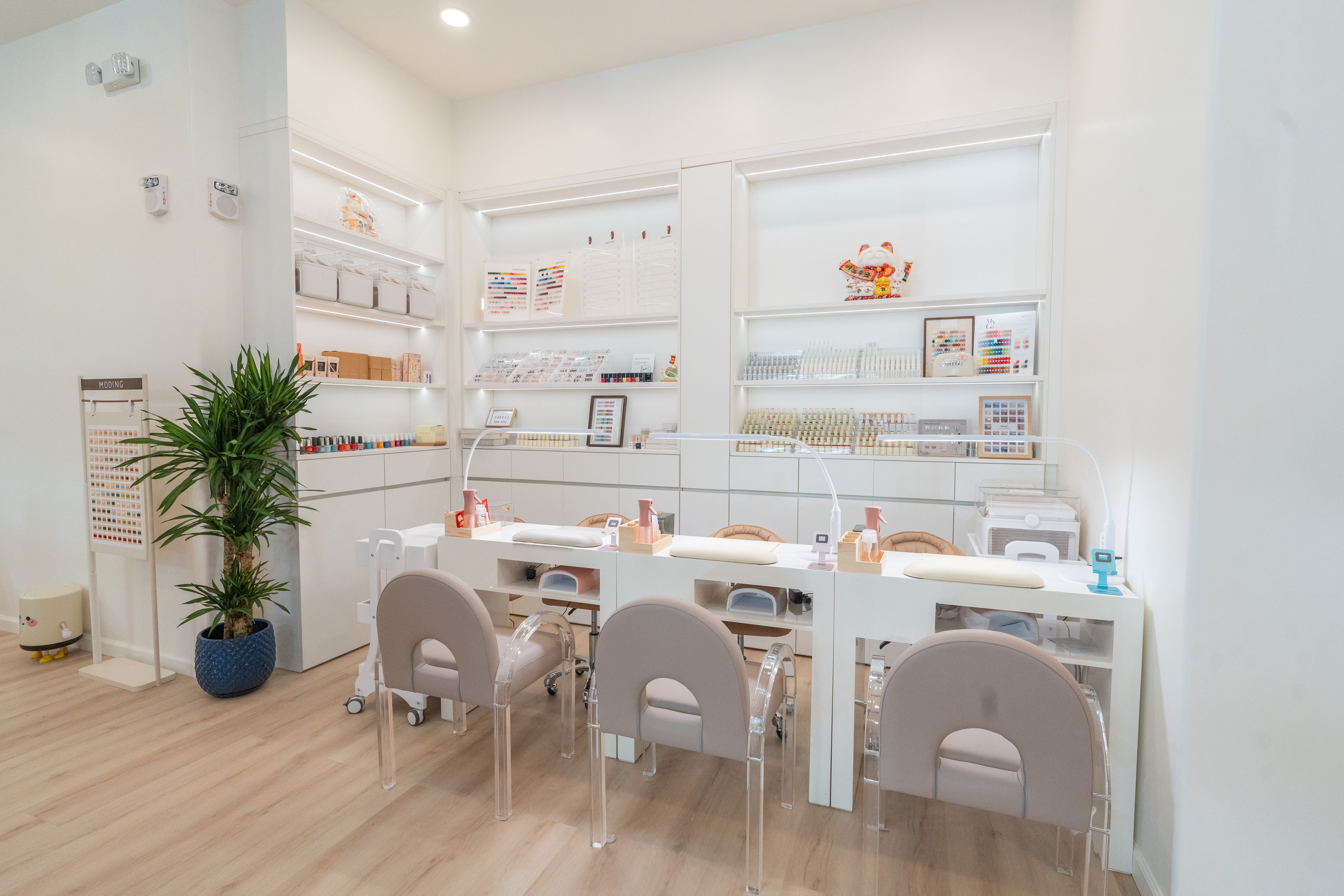 ALOHA! Welcome to K1 Nail & Beauty!