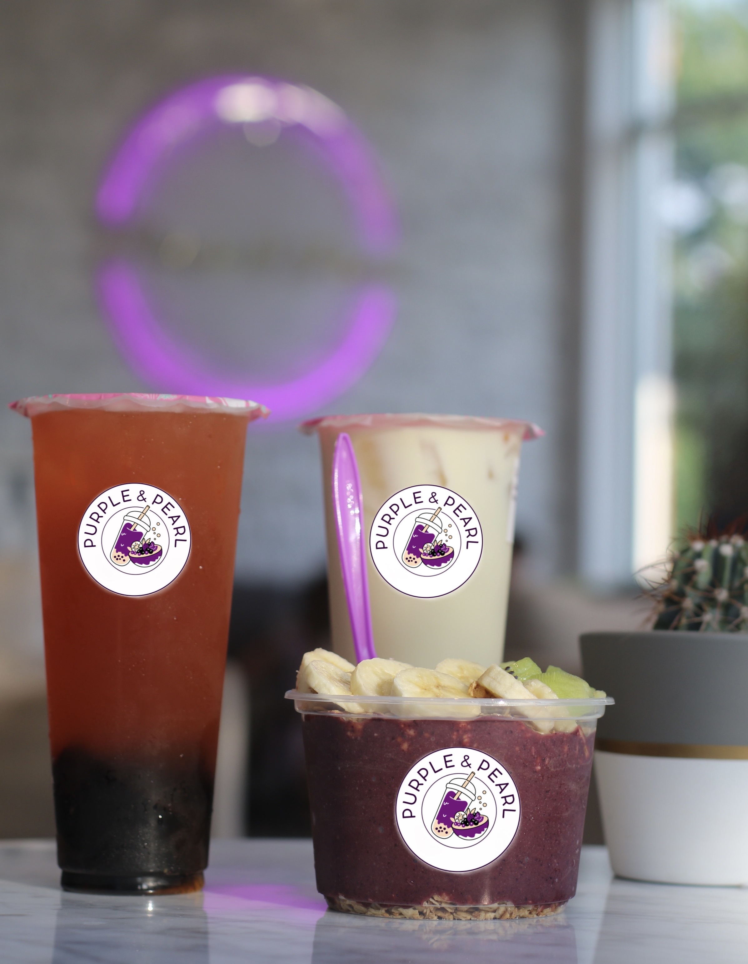 PURPLE & PEARL - Purple & Pearl is a locally owned cafe serving fresh fruit açaí bowls and refreshing bubble tea drinks. 