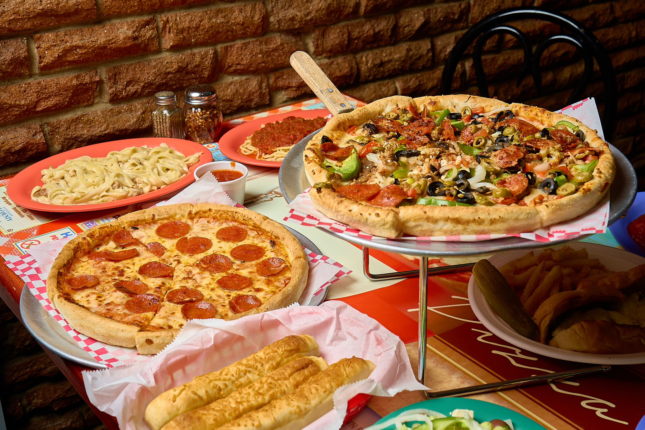 King G's Pizza - About Us