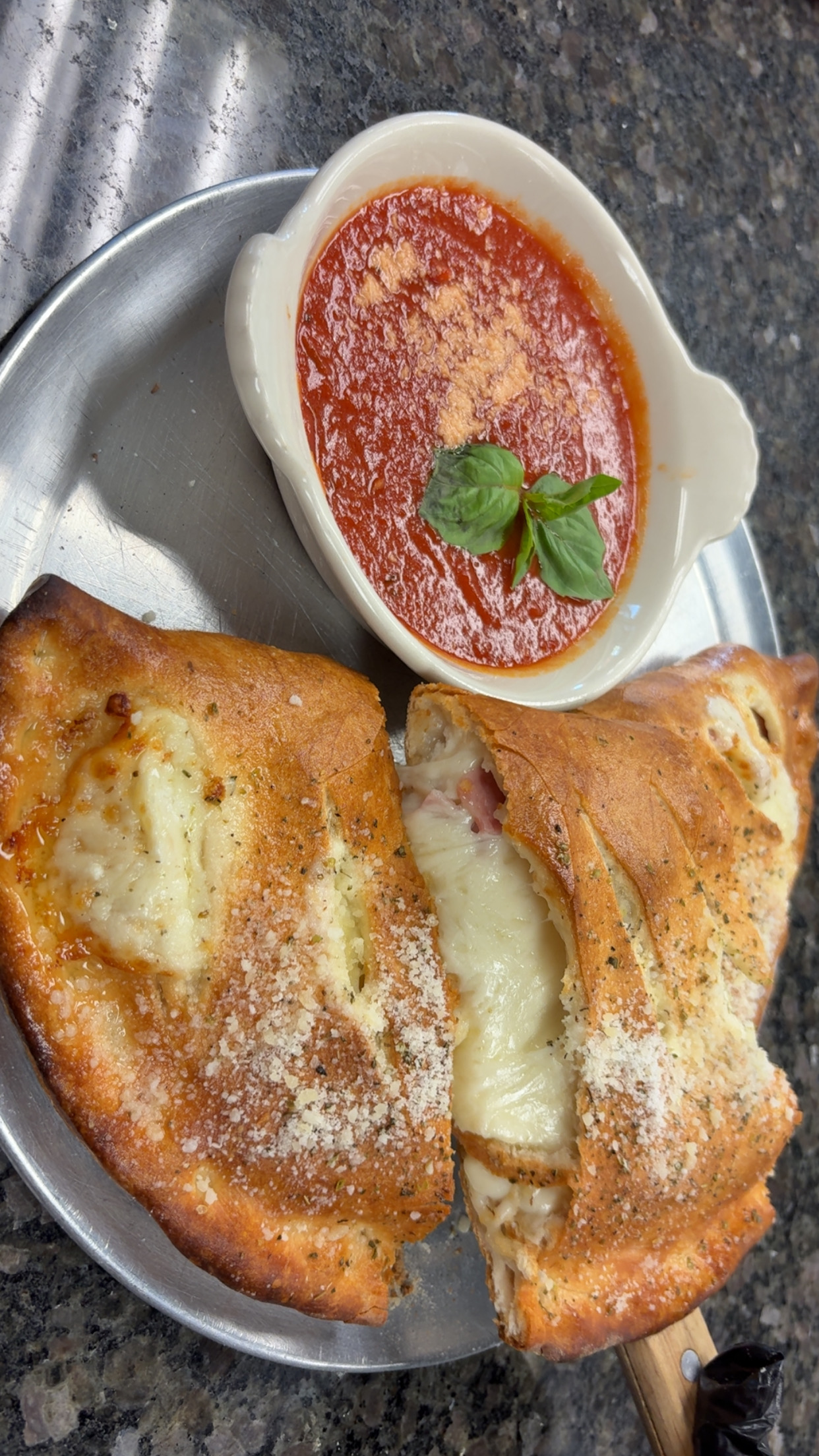 🍕Welcome to Rico’s Pizzeria & Pasta House! Fresh pizza,pasta,wings,& more-made with quality ingredients. Order online today!